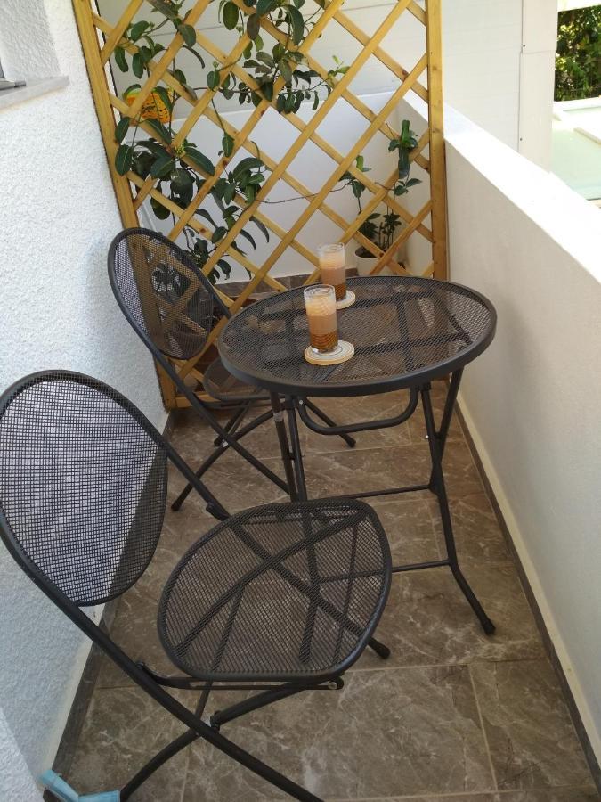Theofilos Apartment Sitia  Esterno foto